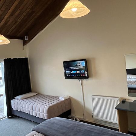 Alpine Motel Охакун Екстериор снимка