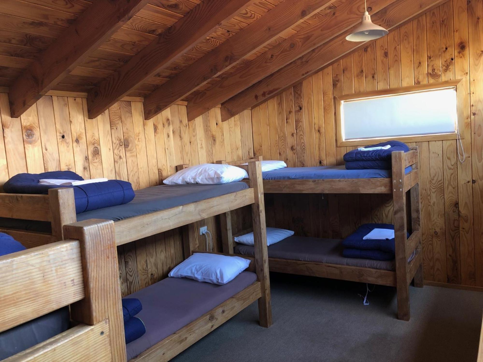 Alpine Motel Охакун Екстериор снимка