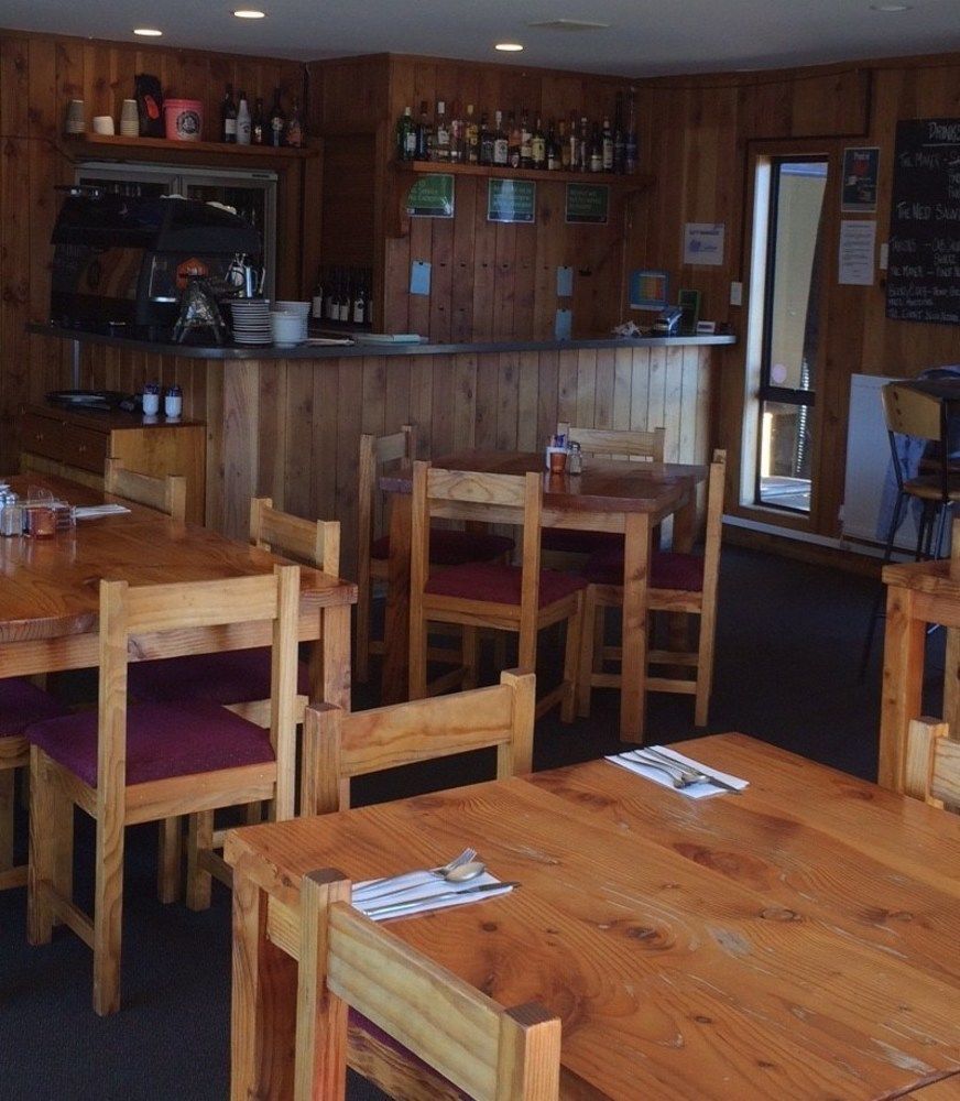 Alpine Motel Охакун Екстериор снимка