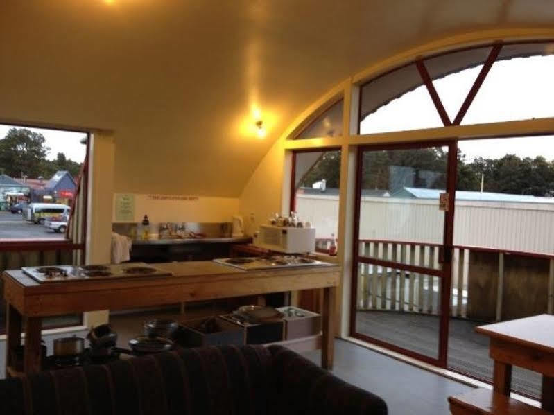 Alpine Motel Охакун Екстериор снимка